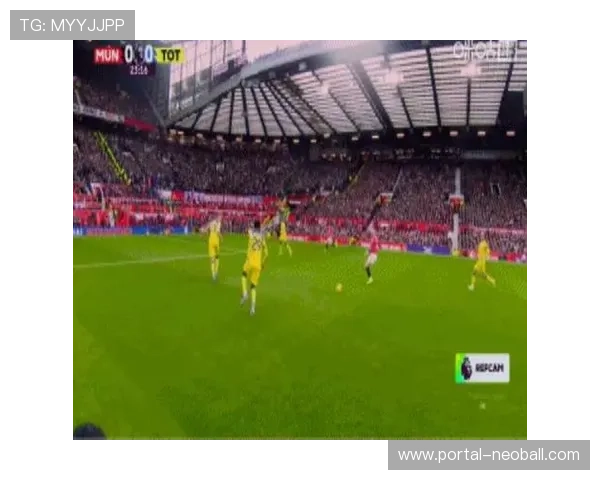 热刺队长罗梅罗开场29分钟直红罚下,曼联2-0完胜对手 热刺队长罗梅罗开场29分钟直红罚下,曼联2-0完胜对手